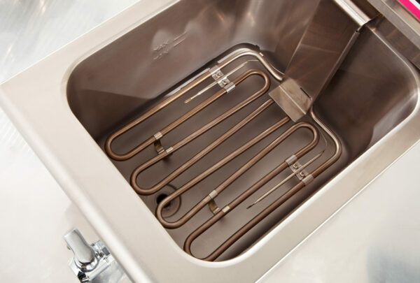 PFT81 Single Basket 8 Litre Fryer with Tap - Image 9